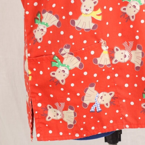 Womens Red RMF Scrubs XS Baby Reindeer Christmas Medical Top VTG Shirt - Picture 6 of 9